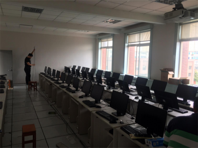 一连地起劲，，，，，不懈地斗争